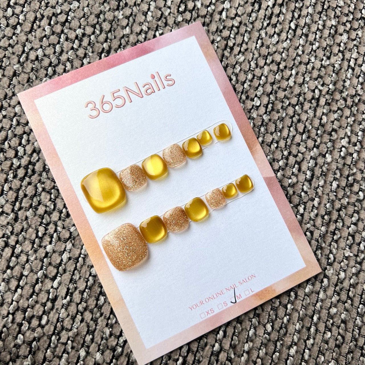 365nails: "luxurious gold amber sand" – handmade press-on pedicure