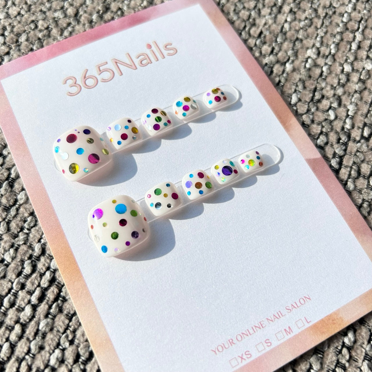 365nails: "彩色碎片點點" – 手工製 足部穿戴甲 / 足部美甲