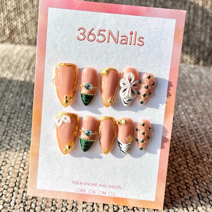 365nails: "Nude Gold Edge" – Handmade Medium Almond Press-On Nails