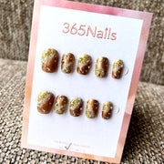 365nails: "Golden Hour Glaze" – Unhas Quadradas Curtas 3D de Donut e Glitter Feitas à Mão