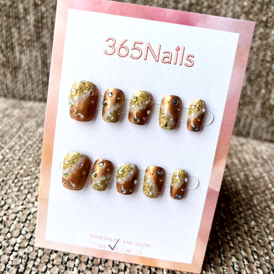 365nails: "Golden Hour Glaze" – 3D Donut & Glitter Handmade Short Square Nails