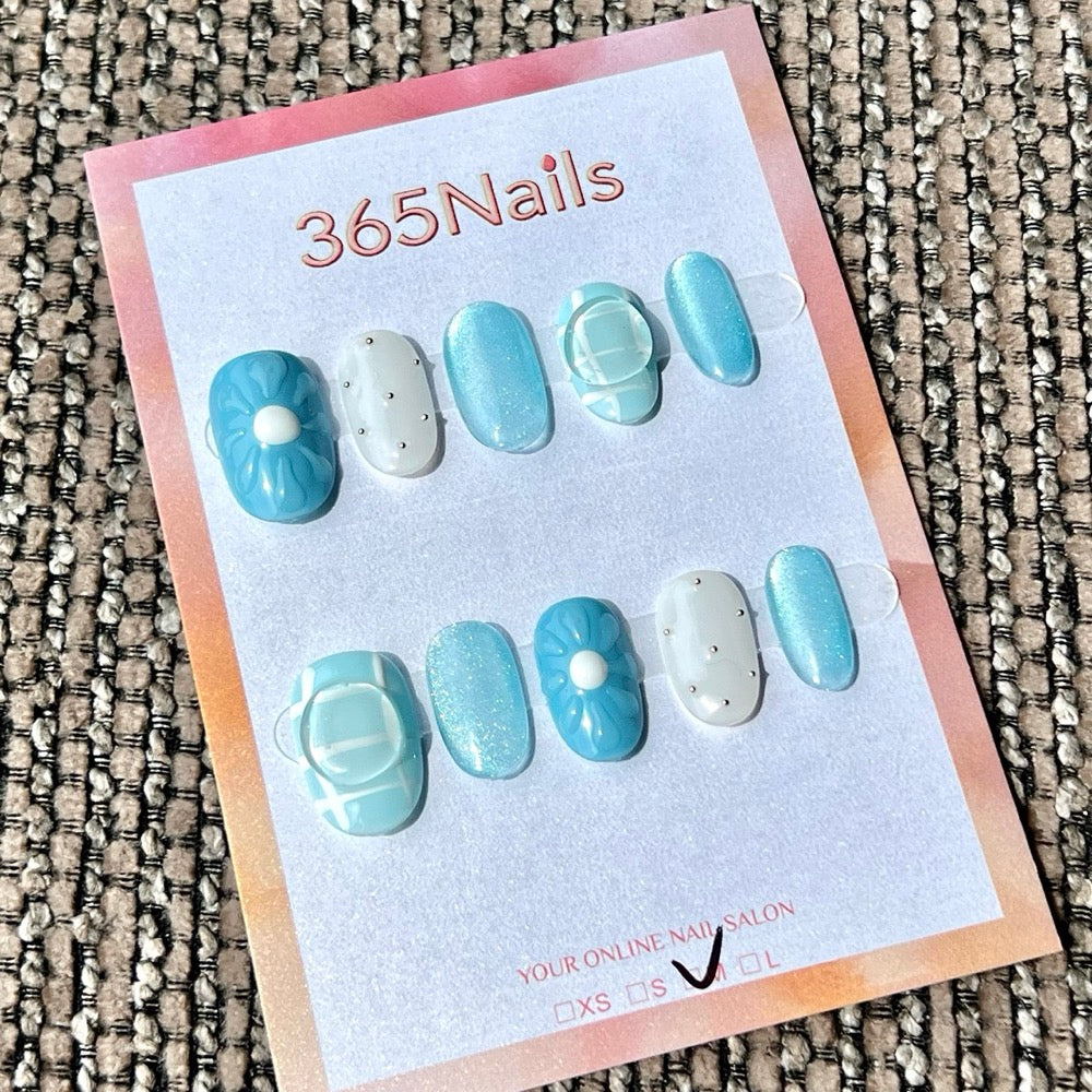365nails: "Sky Bloom Glitter" – 3D Flower Handmade Short Oval Press-On Nails
