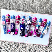 365nails: "Fantasia Sombria" – Unhas Postiças Decoradas à Mão de Personagens 3D Estilo Caixão – 5,5cm