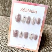 365nails: "Ribbon & Lace" – 3D Bow Hand-Painted Medium Almond Nails
