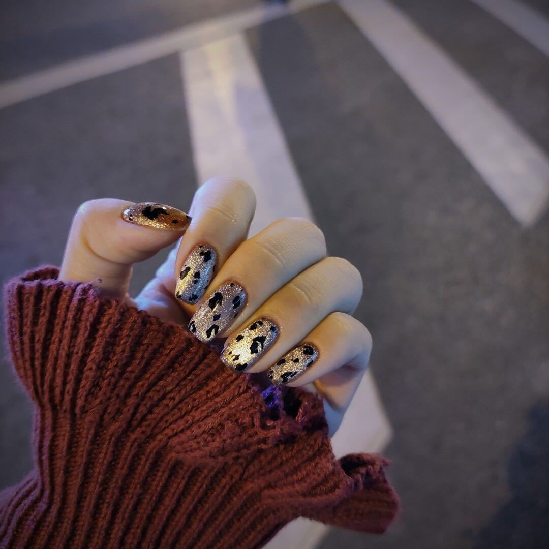Uñas postizas cortas con estampado de leopardo y diseño de ojo de gato, resistentes al agua y extraíbles | 365nails
