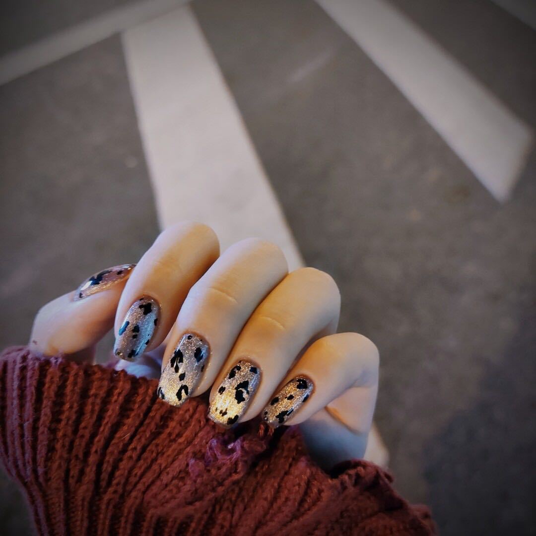 Uñas postizas cortas con estampado de leopardo y diseño de ojo de gato, resistentes al agua y extraíbles | 365nails