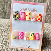365nails: "Colorful Mix Heart Checker Short" – Handmade Short Trapezoid Press-On Nails