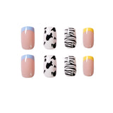 Parche de uñas postizas con diseño de vaca y gato en contraste, para manicura, resistente al agua y extraíble | 365nails