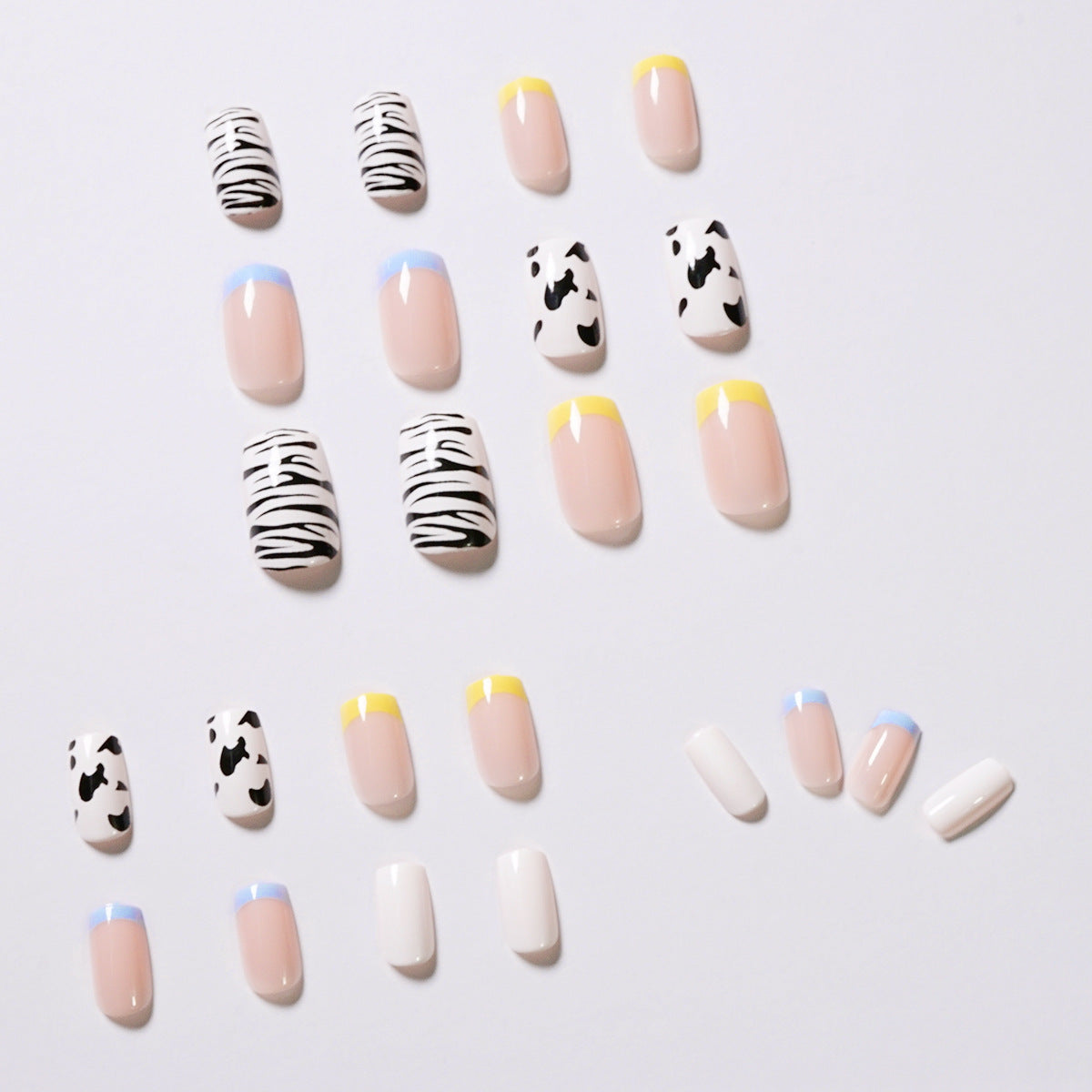 Parche de uñas postizas con diseño de vaca y gato en contraste, para manicura, resistente al agua y extraíble | 365nails