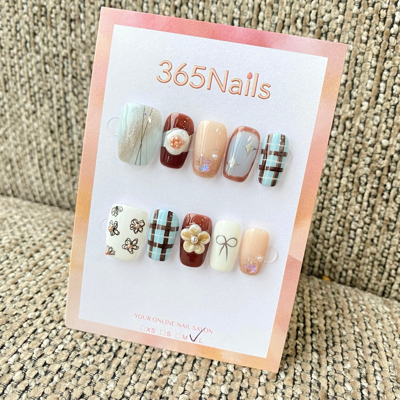 365nails: "Brown Blue Daisy Plaid Bow" – handmade press-on nail
