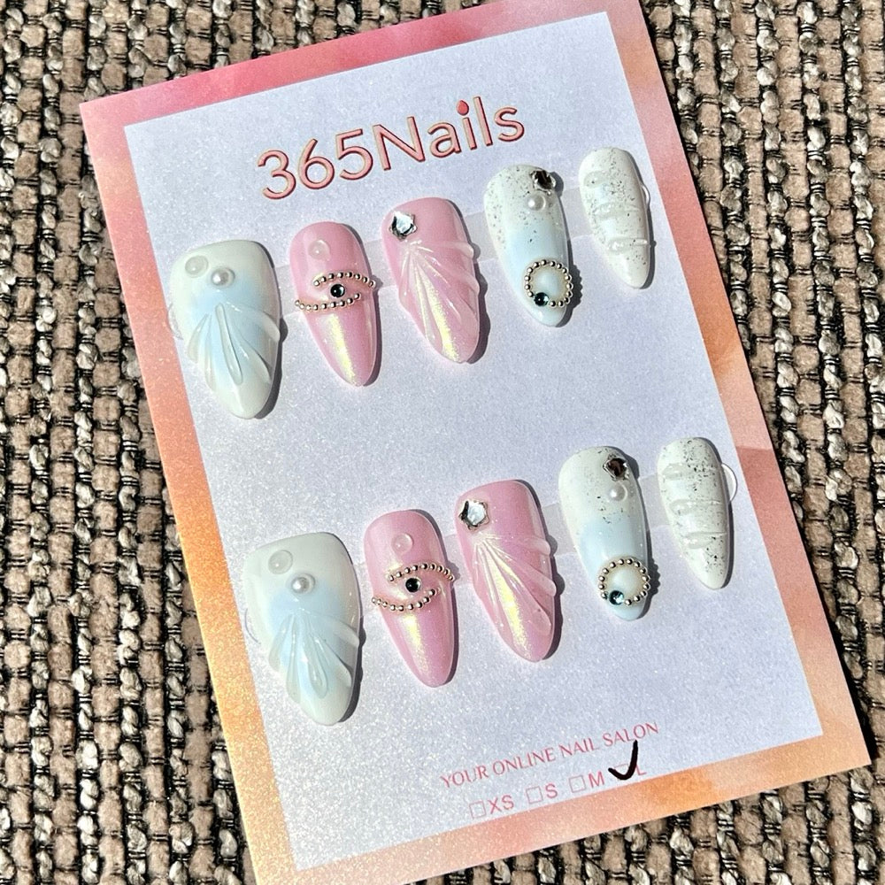 365nails: "Pastel Pink White Wave Rhinestone Mix" – Handmade Medium Stiletto Press-On Nails