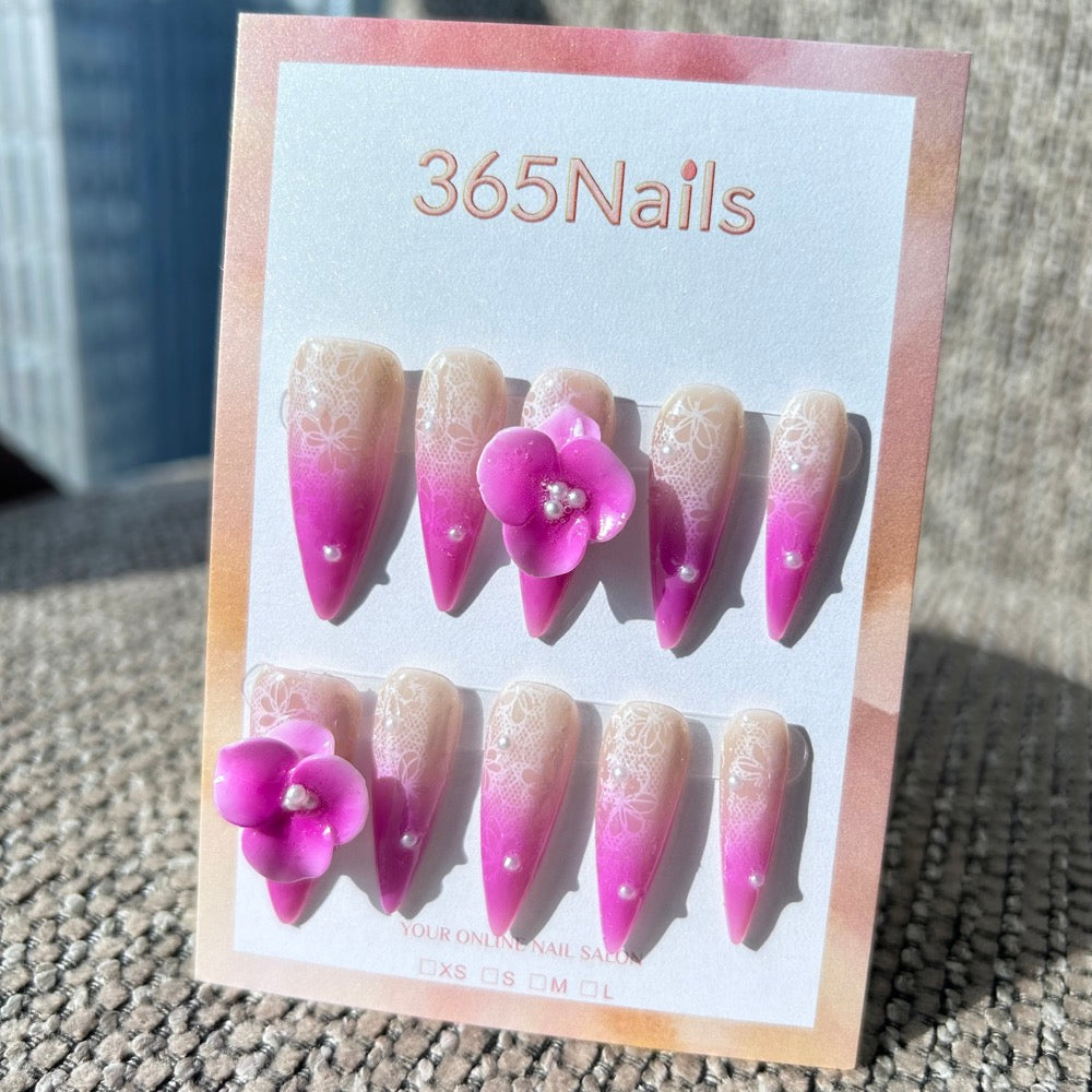 Flora Esculpida: "Renda Orquídea Rosada" – Flores 3D Magenta & Delicada Renda Branca em Unhas Stiletto Ombré