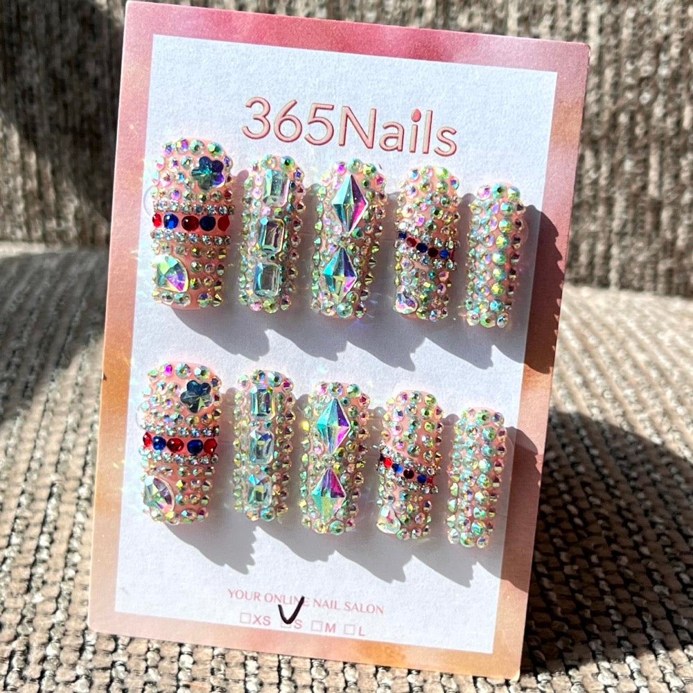 365nails: "디스코 프리즘" – 풀커버 라인스톤 수제 숏 스퀘어형 네일