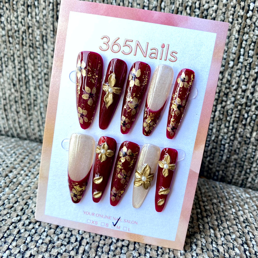 365nails: 레드 골드 플로럴 — 3D 골드 플라워 수제 스틸레토형 네일