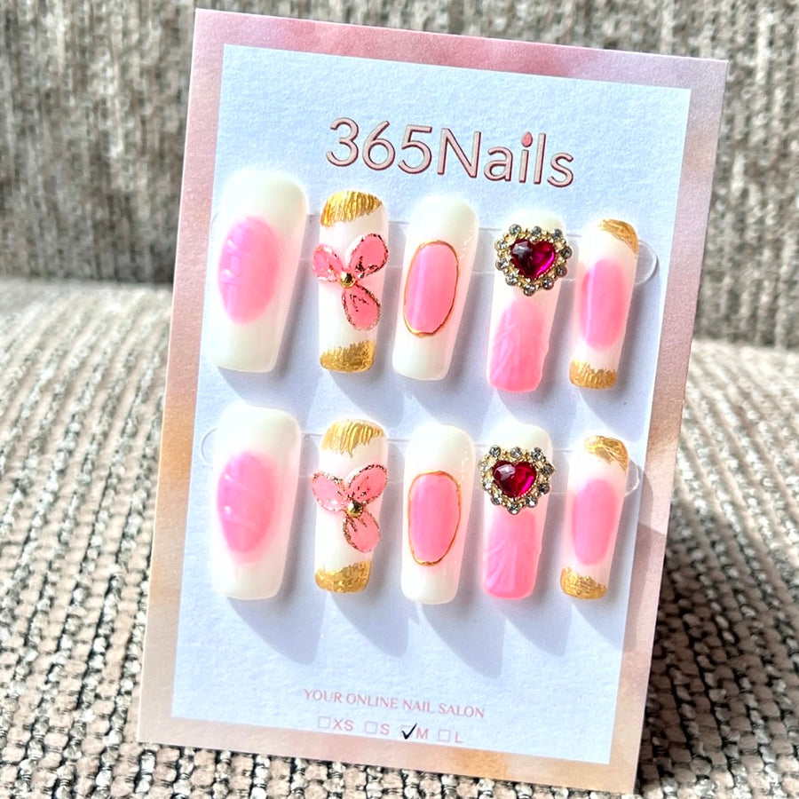 365nails: "Blush Pink Heart Petal" – Handmade Medium Square Press-On Nails