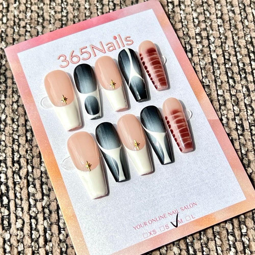 365nails: 「現代對比混搭」 – 棺材形手工製穿戴甲