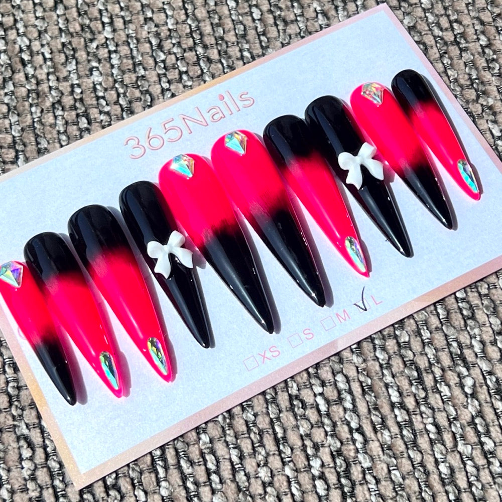 365nails : Cramoisi noir – Ongles forme stiletto 3D fait main avec nœuds et ombré