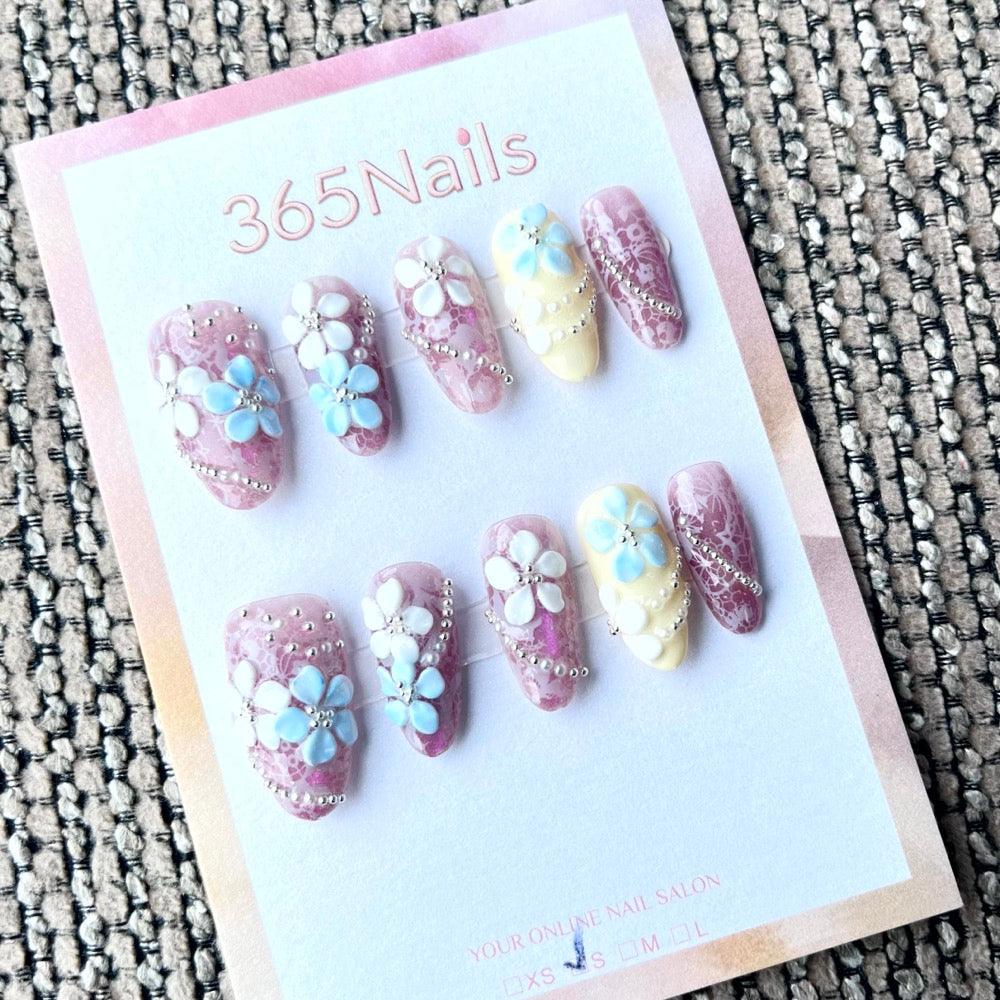 365nails: "Candy Blossom" – 3D Floral Handmade Medium Almond Nails