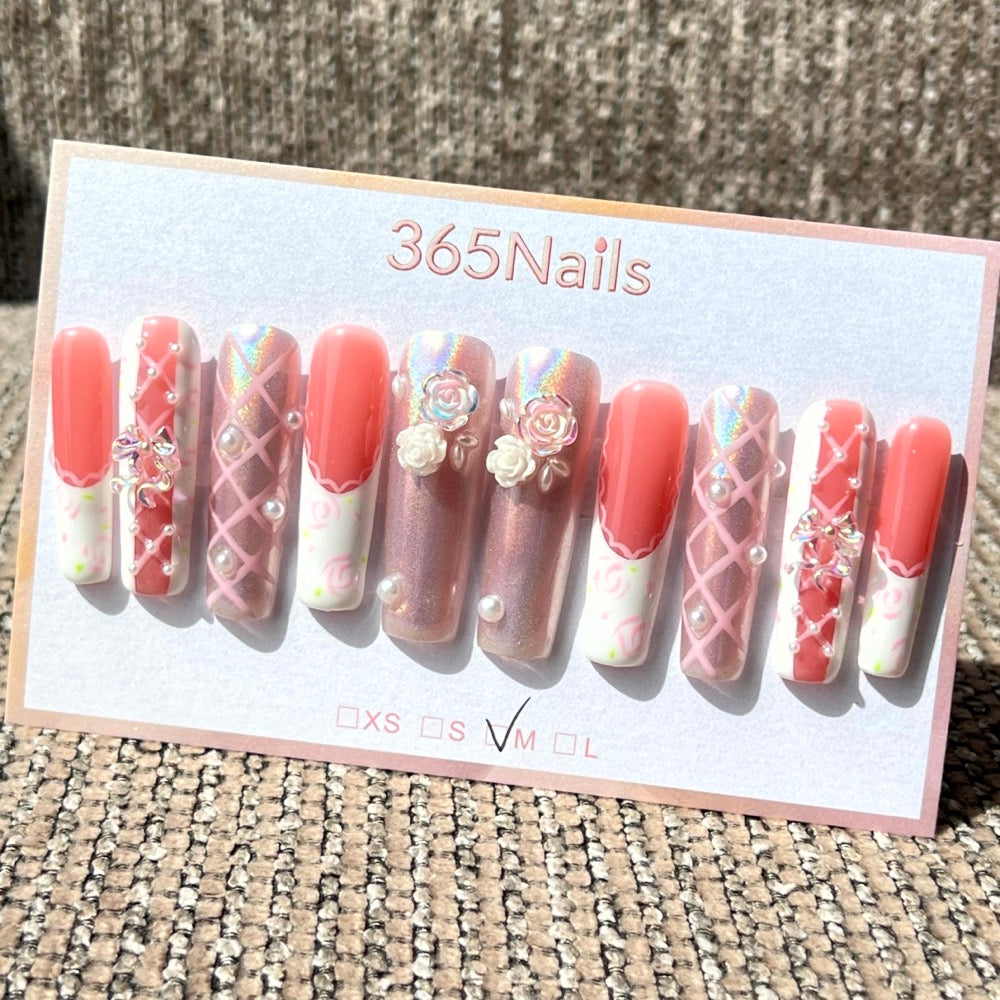 365nails: "Rêve Rosé" – ongles mi-longs faits main, forme amande, 3D fleurs et nœuds