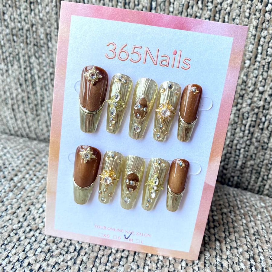 365nails: 황금 햇살 — 브라운 & 골드 쥬얼 장식 수제 코핀형 네일