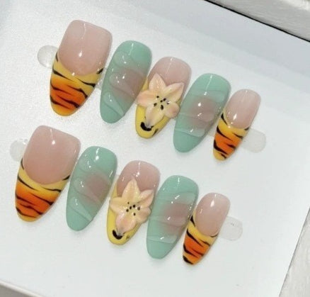 365nails: 糖果花園 – 3D 花朵手工製杏仁形穿戴甲