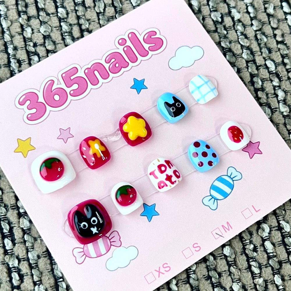 365nails: "Kitty's Garden Market" – 3D Character & Tomato Handmade Short Square Nails