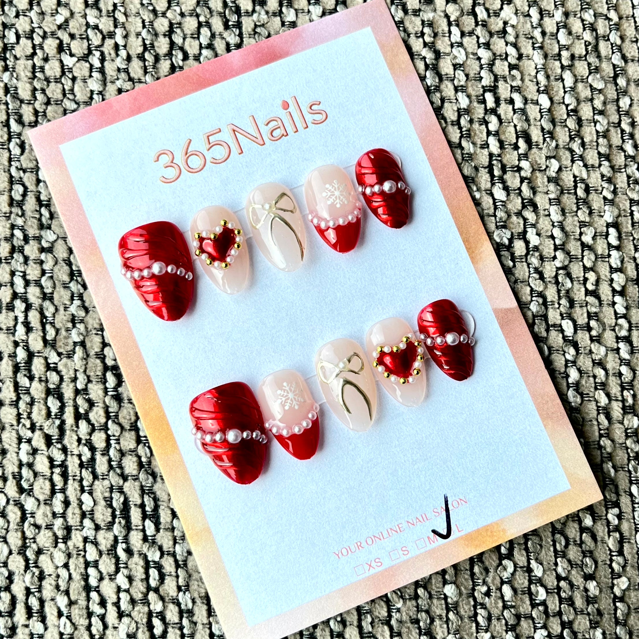 365nails: "Romance Carmim" – Unhas Postiças Artesanais de Laço 3D e Coração Formato Amêndoa Média