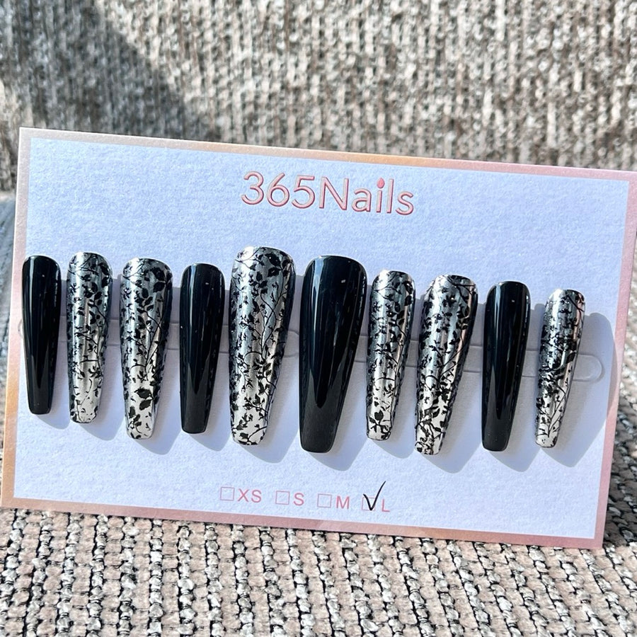 365nails: 실버 레이스 누아르 – 메탈릭 레이스 수제 코핀형 네일