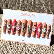 365nails: 斑馬心跳 – 3D水鑽與動物紋 手工製 棺材形 穿戴甲