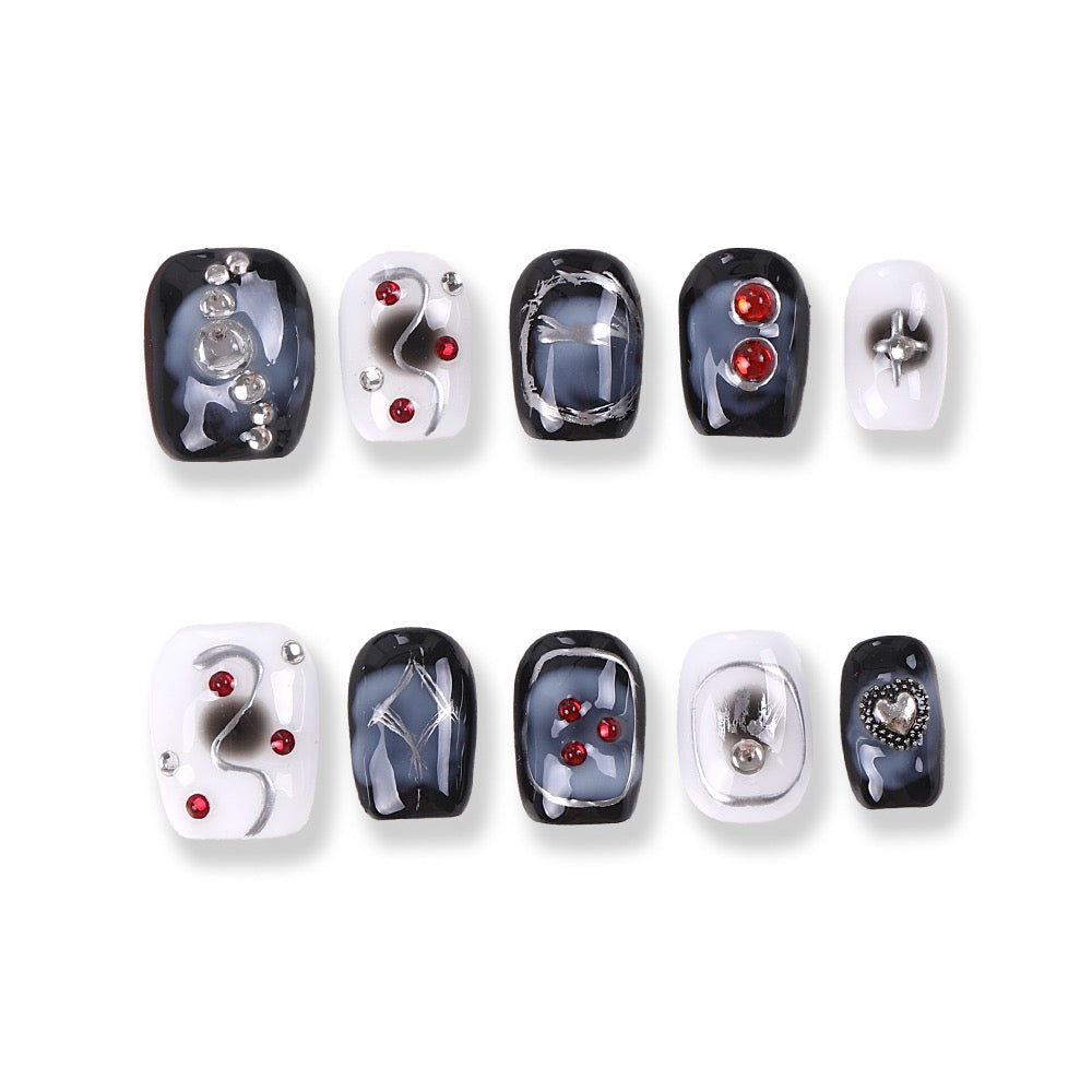 365Nails Smoke Noir Hand‑Painted Short Tips