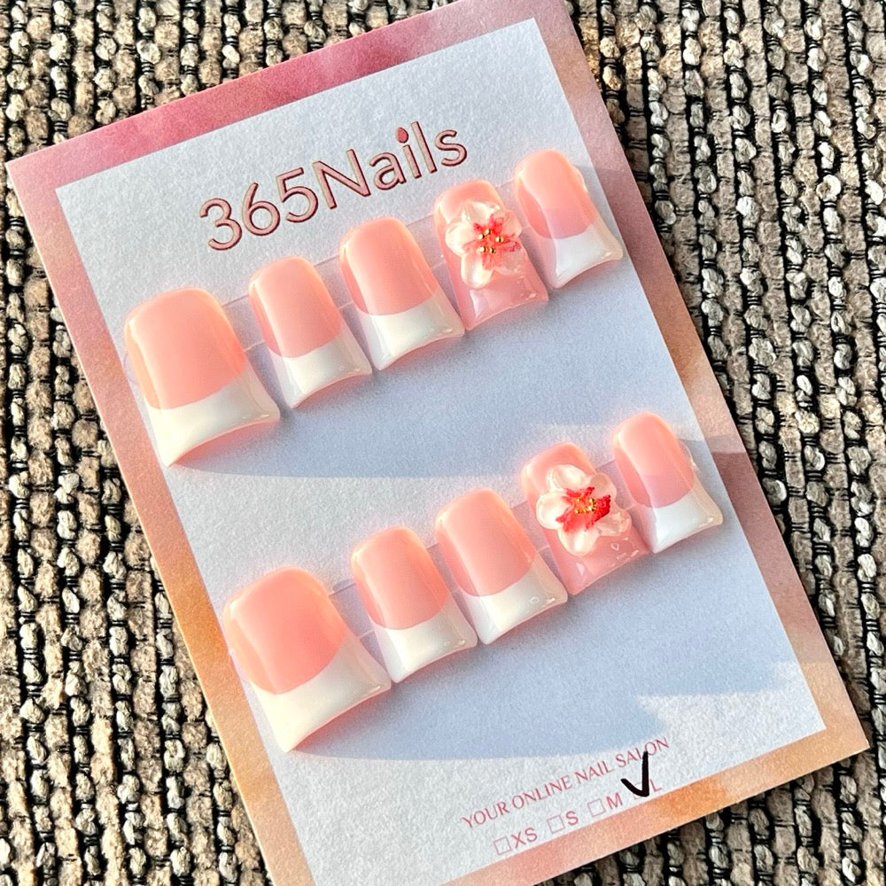 365nails: "Pink White Flower" – Handmade Short Trapezoid Press-On Nails