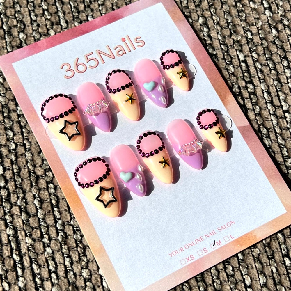 365nails: "별가루의 꿈" – 3D 비즈 장식 & 그라데이션 수제 아몬드형 네일