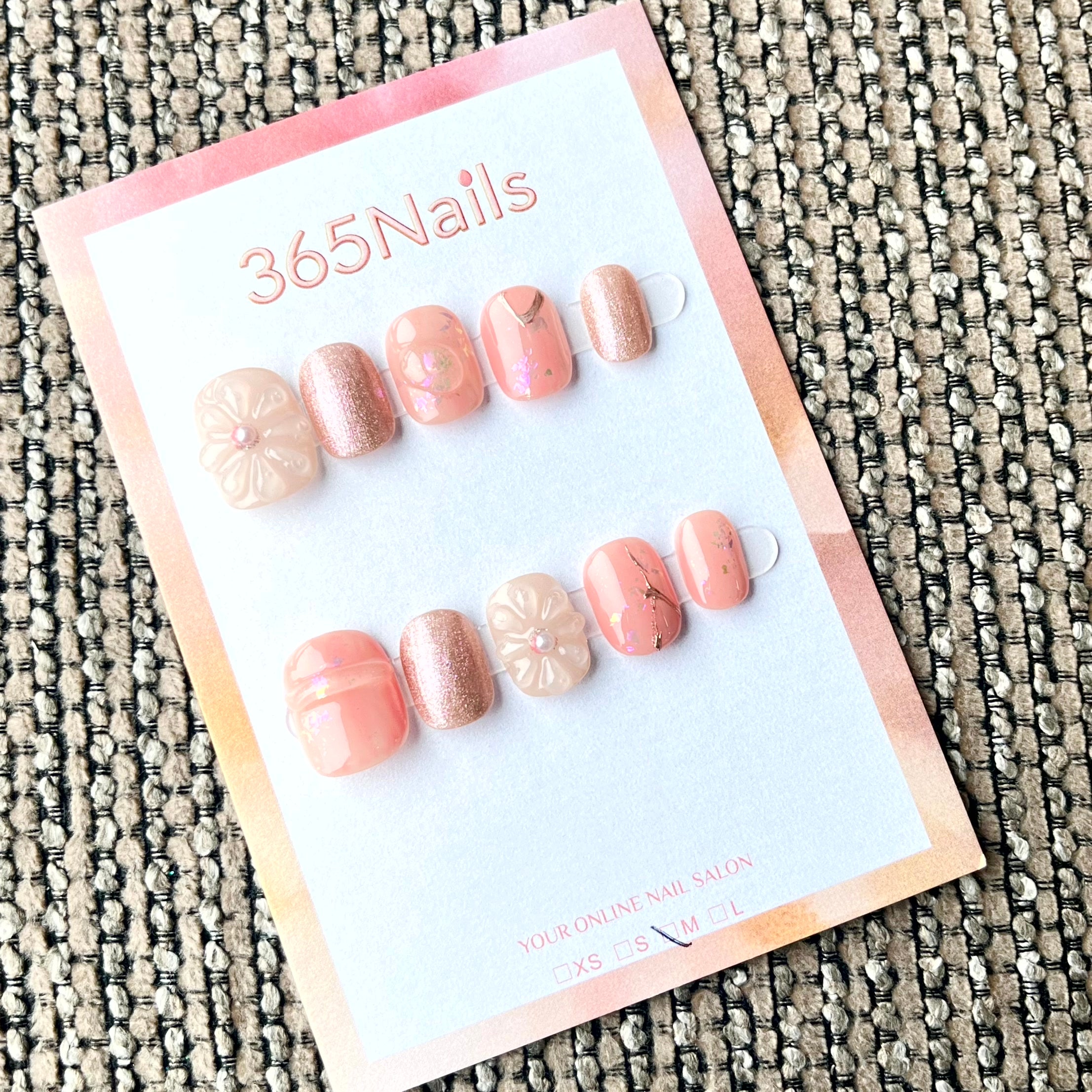 365nails: "Peach Blossom" – 3D Floral Handmade Short Oval Nails