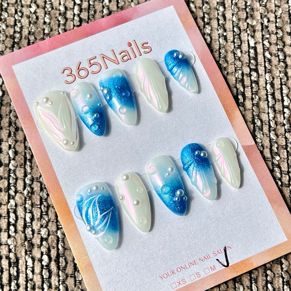 365nails: "Ocean Mermaid Tail Pearl" – Handmade Medium Stiletto Press-On Nails