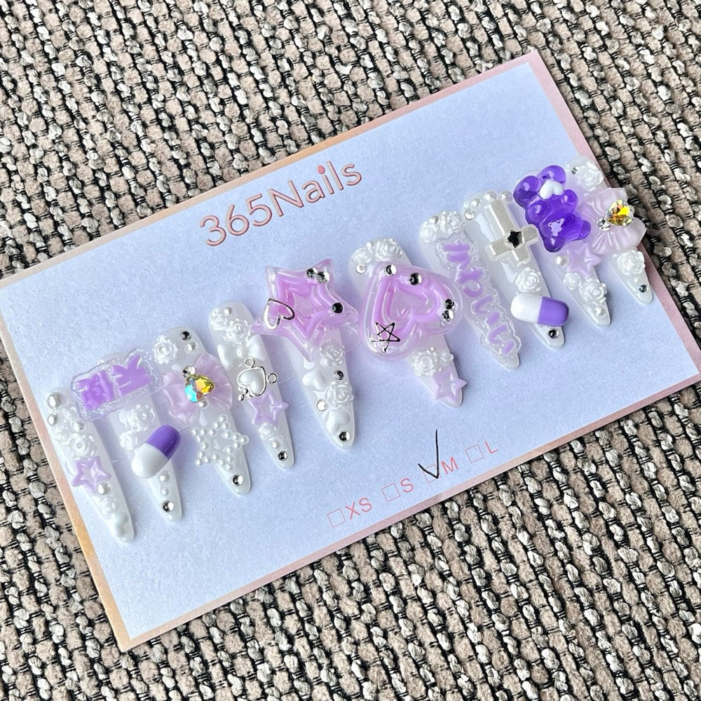 365nails: "라벤더 퍼플 3D 베어 필 스타 로즈 크로스 레진 참" – Y2K 카와이 수제 롱 코핀 네일