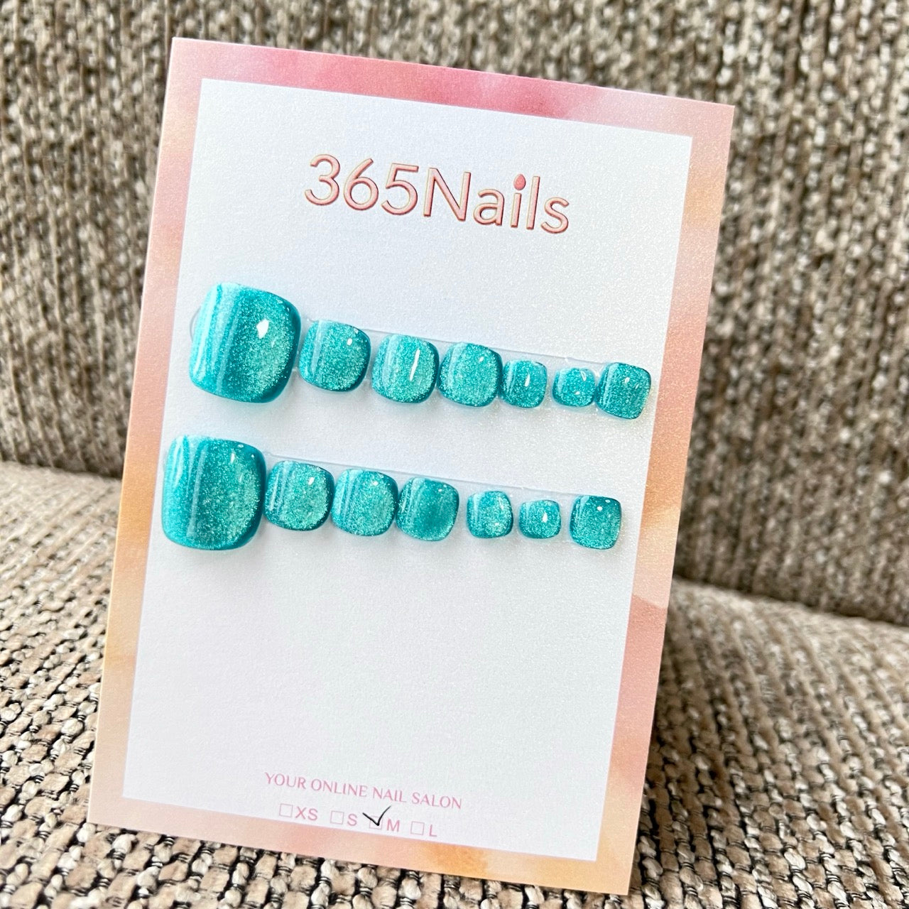 365nails: 蒂芙尼藍珠光 – 手工製足部穿戴甲