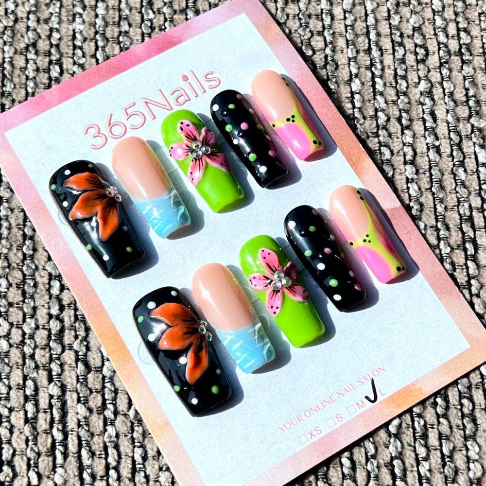 365nails: "Garden Party" – ongles press-on fait main, forme carrée, court, décor floral 3D