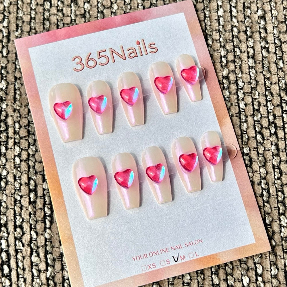 365nails 極光粉紅心 3D 立體心形 手工製 棺材形 穿戴甲