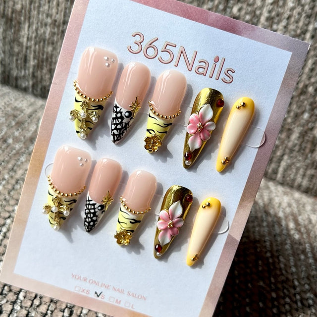 Midnight Gold Garden - Black Gold 3D Floral Press-On Nails