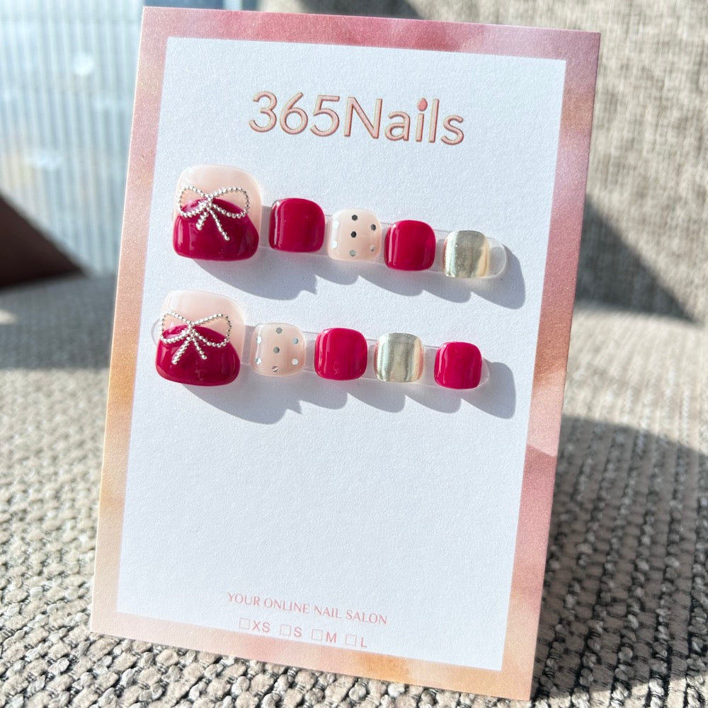 365nails: "retro velvet bow" – handmade press-on toenails / pedicure