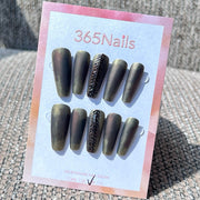 365nails: 빈티지 브론즈 체인 – 수제 스틸레토형 프레스온 네일