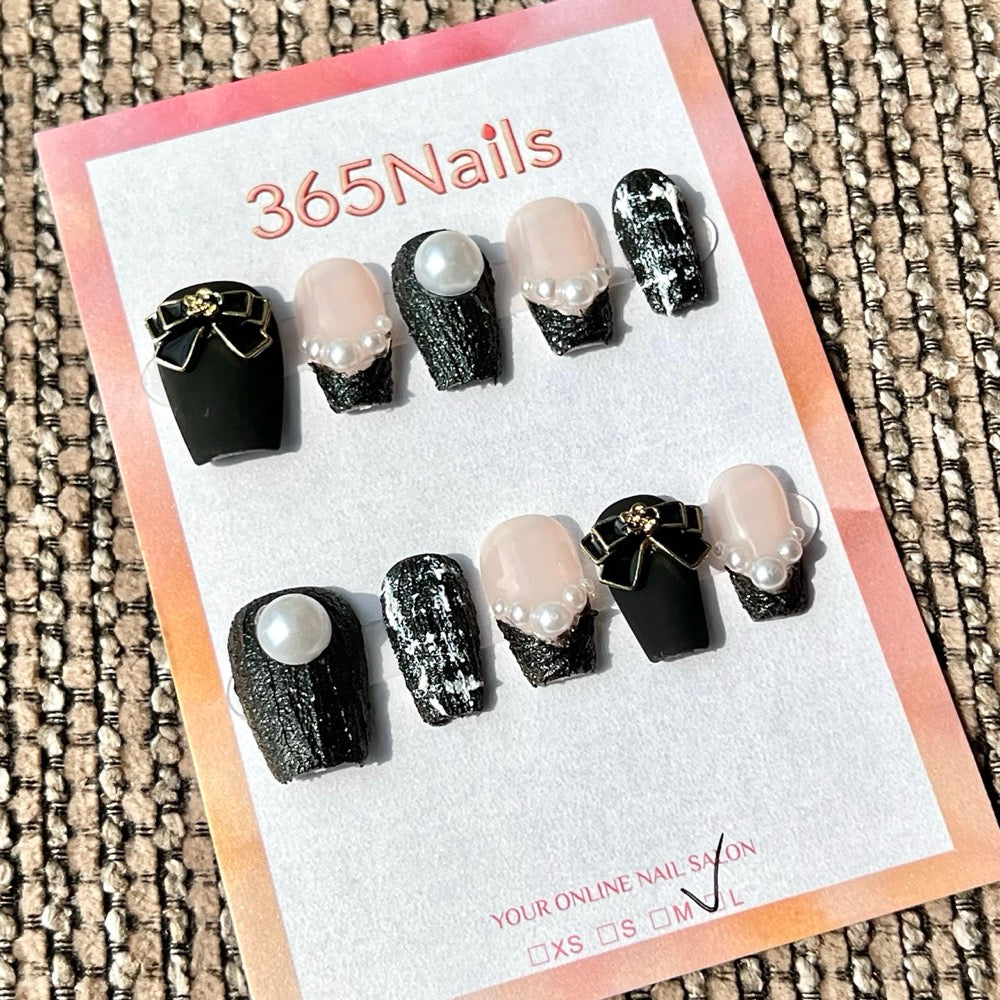 365nails：華麗粗花呢珍珠蝴蝶結 — 3D 蝴蝶結與珍珠手工製中長款棺材形穿戴甲