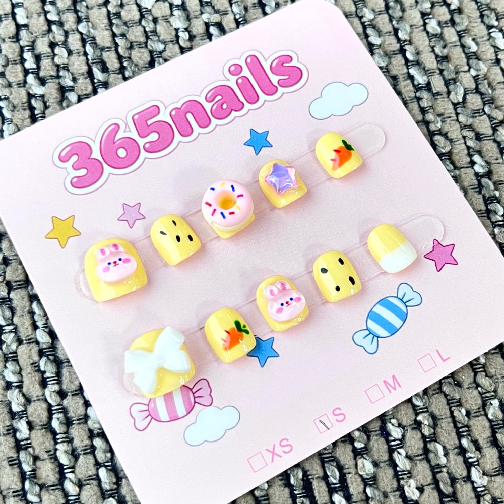 365nails: "Sweet Treats" – 3D Pastry & Candy Handmade Short Square Nails
