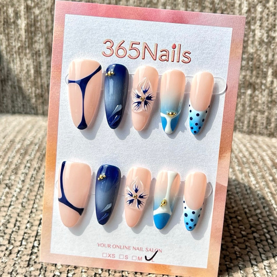 365nails : bleu nude, fleurs et vagues (mélange) — ongles press-on stiletto moyens, faits main