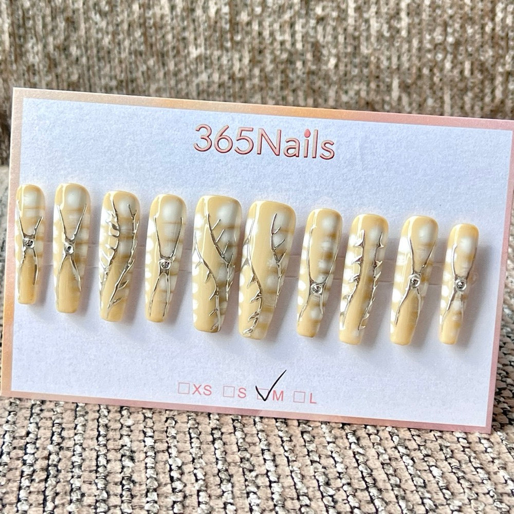 365nails: "황금 가지" – 손으로 그린 실버 베인 그라데이션 프레스온 롱 코핀형 네일