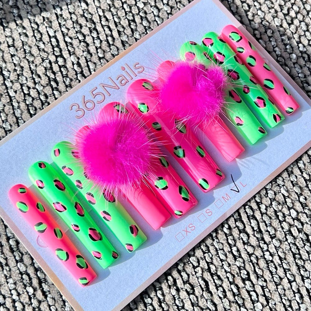 365nails: "Pink Green Leopard Pom Pom" – Handmade Long Trapezoid Press-On Nails
