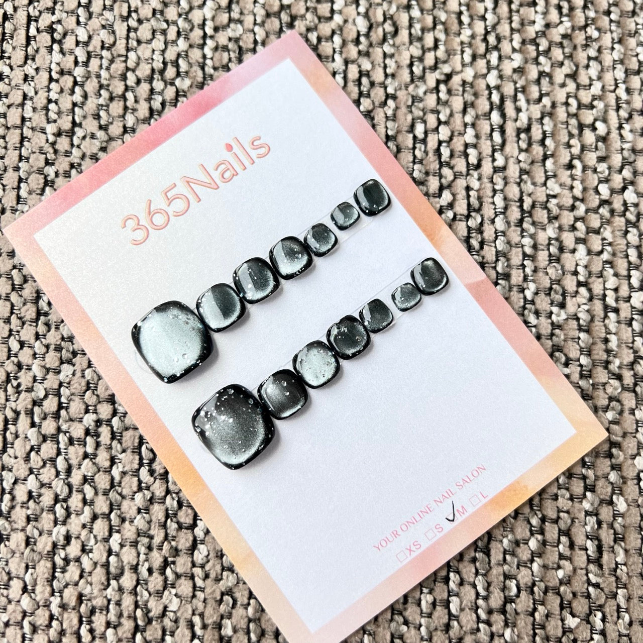 365nails: "galaxy black cat-eye" – handmade press-on pedicure