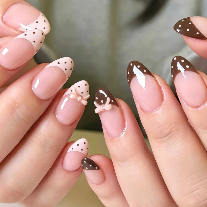 French Animal Print Glossy Brown Almond Short Press On Nails – Design 22