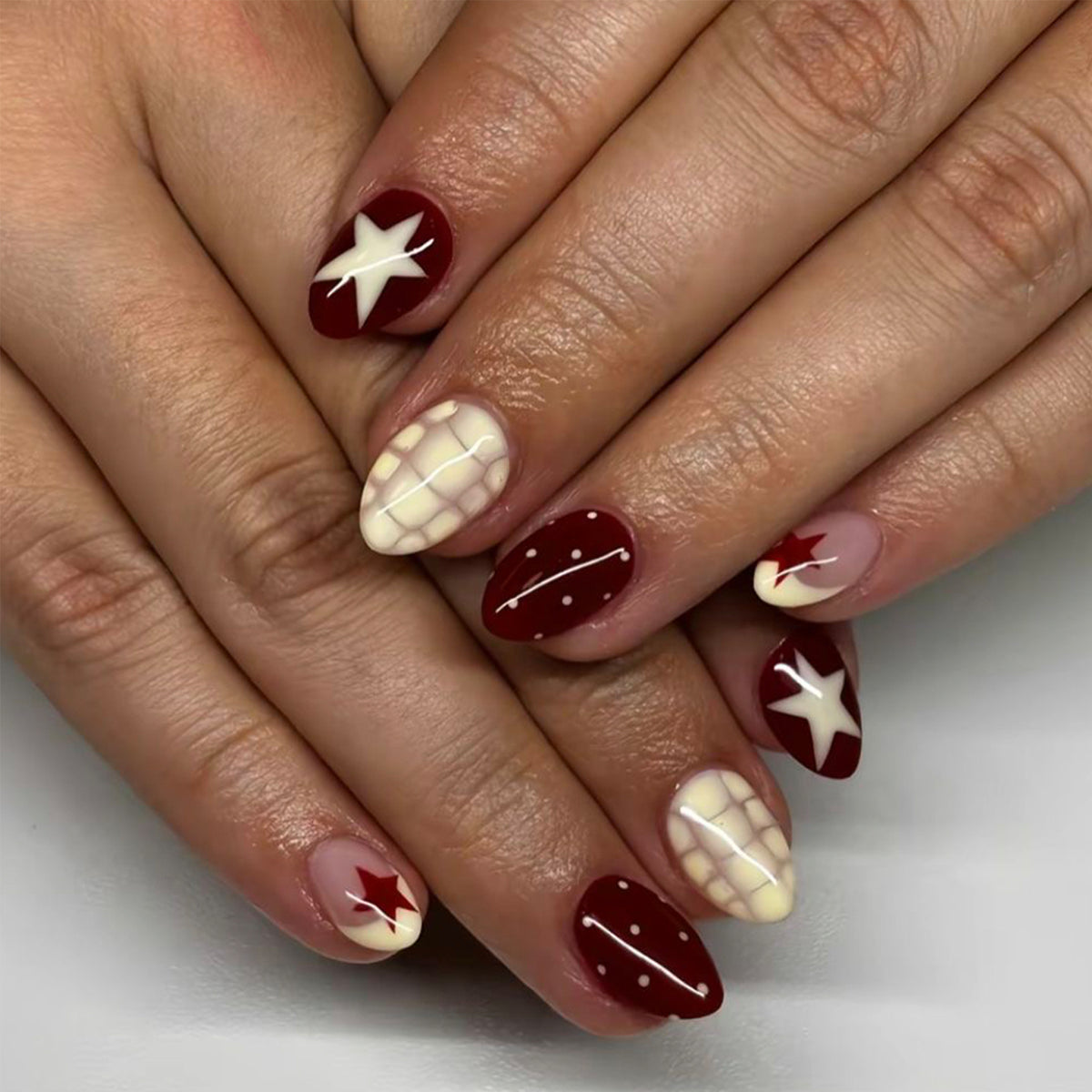 French Animal Print Glossy Brown Almond Short Press On Nails – Design 20