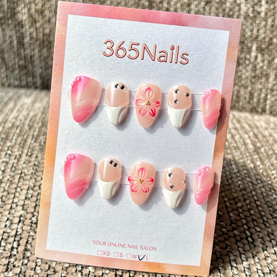 365nails: "Pink Cherry Blossom Gradient" – Handmade Short Almond Press-On Nails